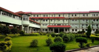 स्वास्थ्य मन्त्रीकाे निर्देशनपछि गङ्गालाल अस्पतालले घटायाे पिसिआर परीक्षण शुल्क, अब एक हजारमै काेराेना परीक्षण