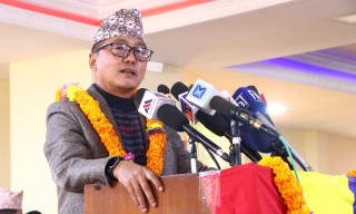 राप्रपा अध्यक्षमा लिङ्देन विजयी, निर्मल निवासले हस्तक्षेप गरेकाे थापाकाे आराेप