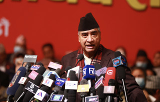 देउवाले गठन गरे  ३७ सदस्यीय केन्द्रीय कार्यसम्पादन समिति (काेकाे परे ?)