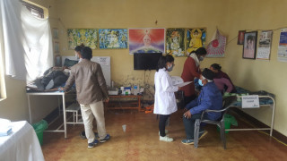 साहारा ज्येष्ठ नागरिक समाज पानौतीमा निःशुल्क स्वास्थ्य शिविर 