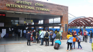 अझै कार्यान्वयनमा आएन ‘फ्री भिषा फ्री टिकट’