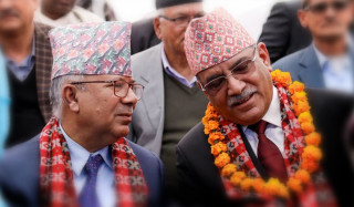 नेताहरूकाे सक्रियता बढ्याे, प्रचण्ड भेट्न खुमलटार पुगे माधव नेपाल