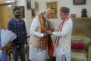 भारतमा प्रधानमन्त्री मोदीलाई नयाँ सरकार गठन गर्न आह्वान