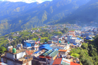 देखिन छाडे परम्परागत ढुङ्गाका घर