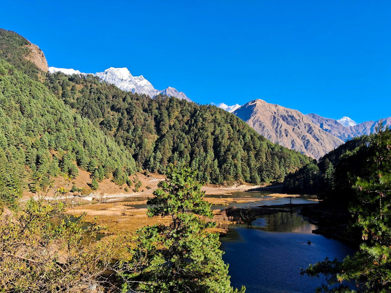 पर्यटकको प्रतीक्षामा टिटीताल