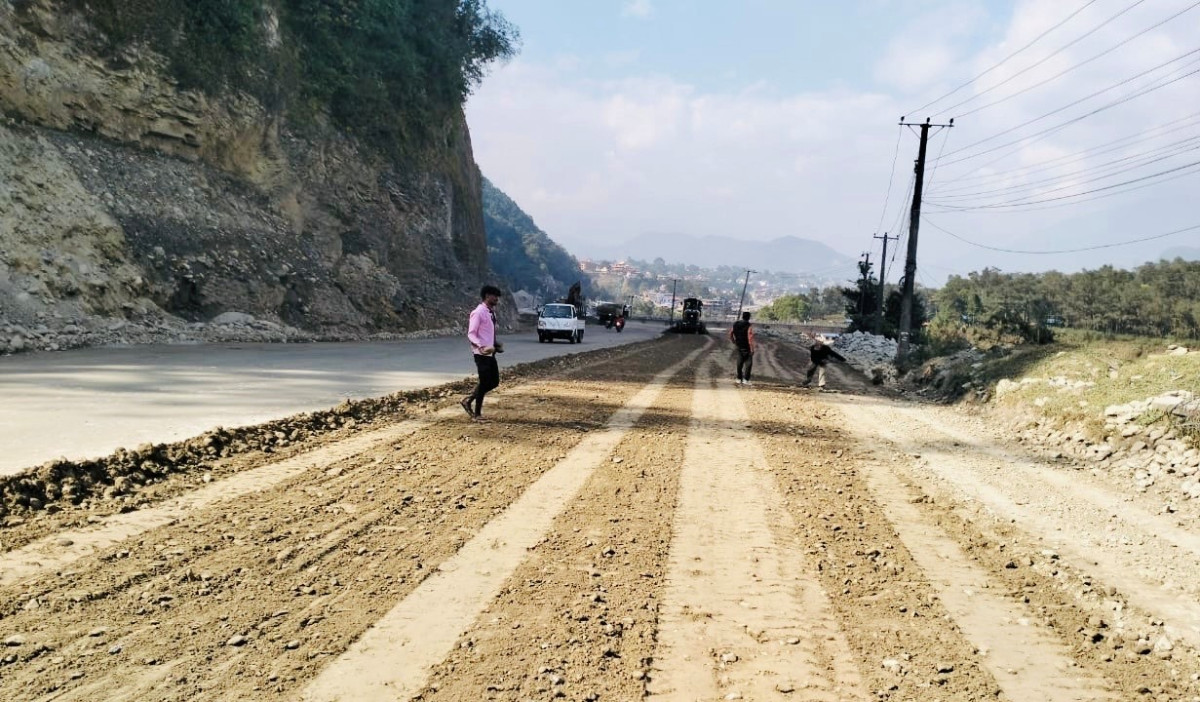 हरिचोक–याम्दी सडकको काम तीव्र गतिमा हुँदै