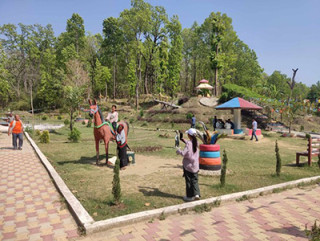 पर्यटकको रोजाइमा कुलपानी हरित उद्यान