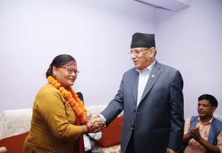पालुङटारकी नेसपा नेतृ श्रेष्ठ माओवादी केन्द्रमा प्रवेश