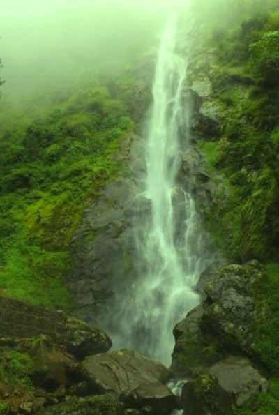 आकर्षक पर्यटकीय गन्तव्य बन्दै खार्तम्छाको ‘छाँगे झरना’