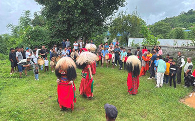 टक्सारमा लाखेजात्रा