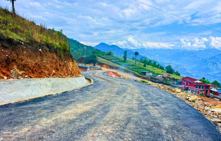 ग्रामीण सडक कालोपत्र