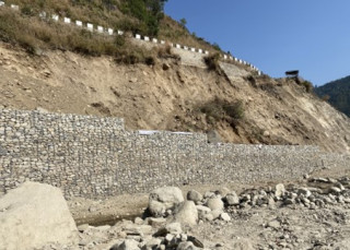 वर्षा नहुँदा बिपी राजमार्गको पूर्वाधार निर्माणमा सहजता