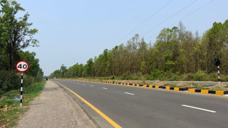 नारायणगढ–बुटवल सडक विस्तार : सडक सुरक्षाको पनि काम जारी