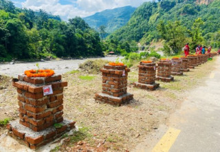 कालीगण्डकी तटमा एक सय आठ तुलसी रोपण