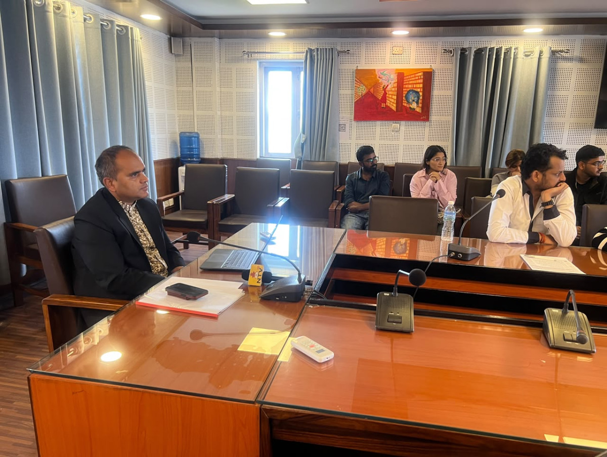 शिक्षकलाई सवारी किन्न सरकारले ब्याज तिरिदिने, मा.वि. प्रथमलाई रु. ५० लाख र द्वितीयलाई रु. ४० लाखसम्म