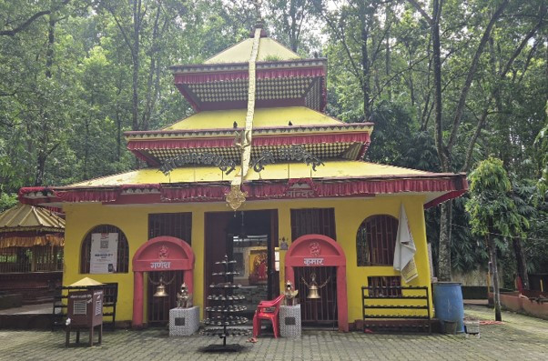 धर्म र पर्यटनलाई जोड्दै हेटौँडाको वनस्खण्डी मन्दिर