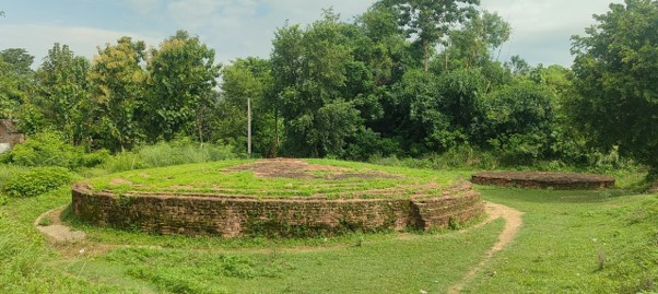 संरक्षणको प्रतीक्षामा तिलौराकोटका ऐतिहासिक जोडी स्तूप
